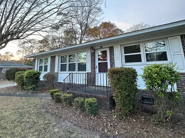 408 Lynette Dr, Wilmington, NC 28409