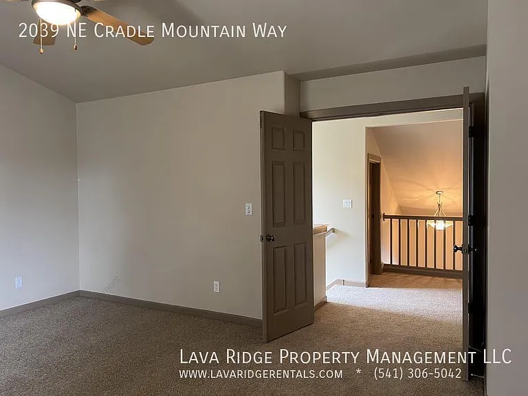 2039 Cradle Mountain Way — Photo 23