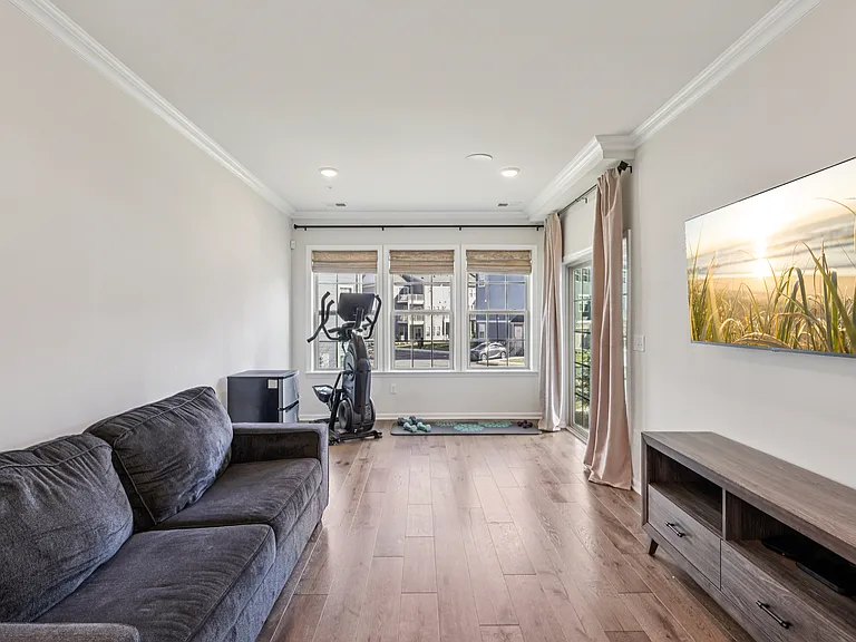 21 Dahlia Dr — Photo 33