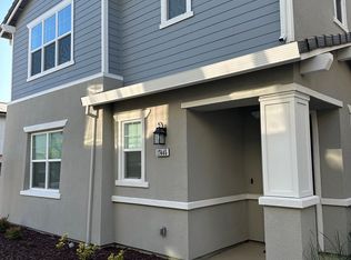 17445 Deep Sea Dr, Lathrop, CA 95330
