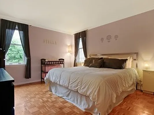 Sold by Corcoran | media 22