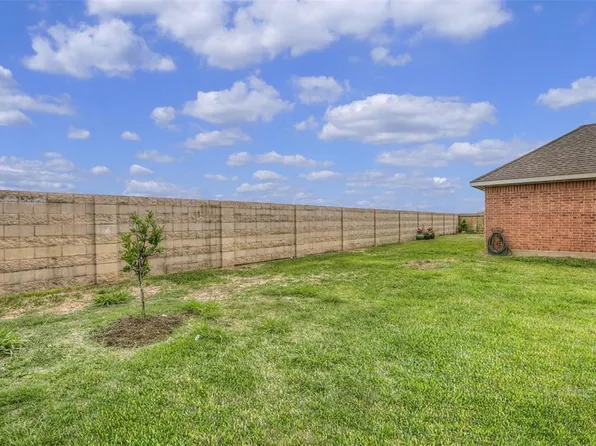 2538 Tiger Eye Dr, Rosharon, TX 77583