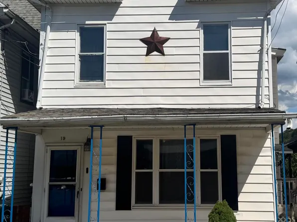 19 Gold St, Shamokin, PA 17872