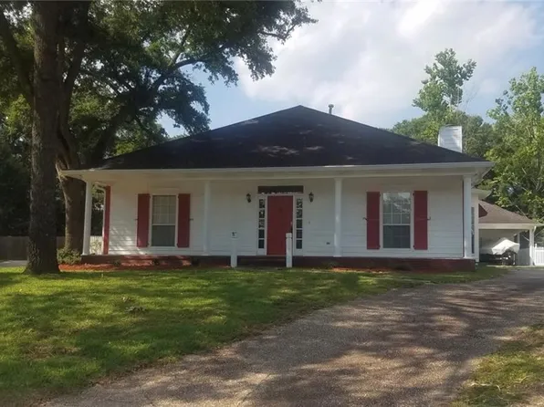 6504 Bienville Ct, Mobile, AL 36695
