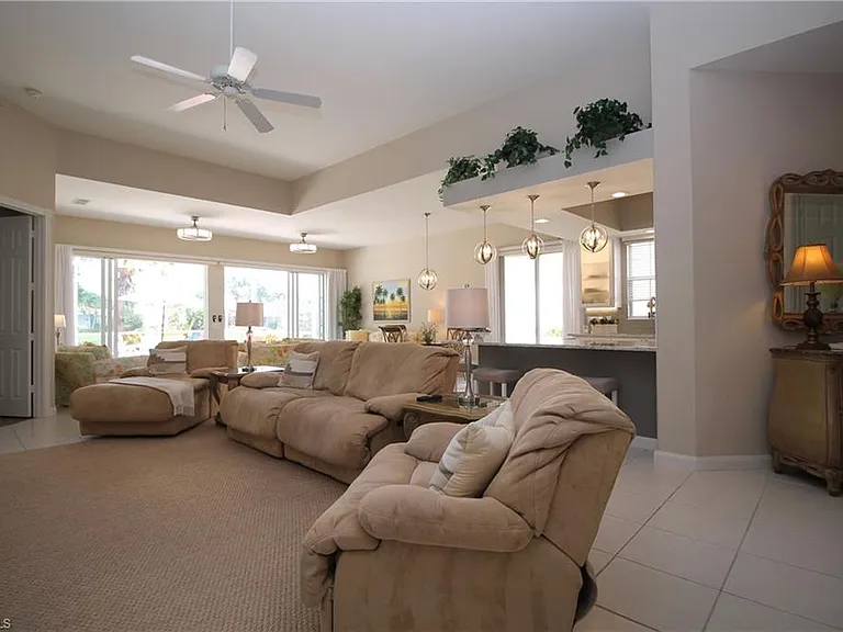 3019 Ellice Way — Photo 15