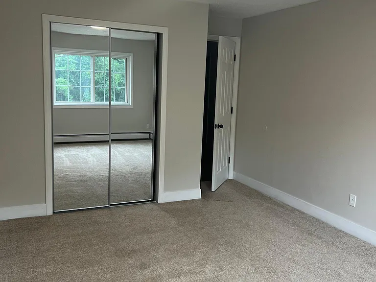 379 Huse Rd #37 — Photo 18