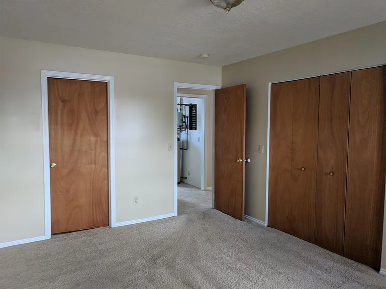439B Country Club Ln — Photo 15