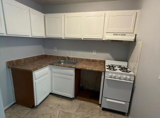 75 E Park St #12, East Orange, NJ 07017