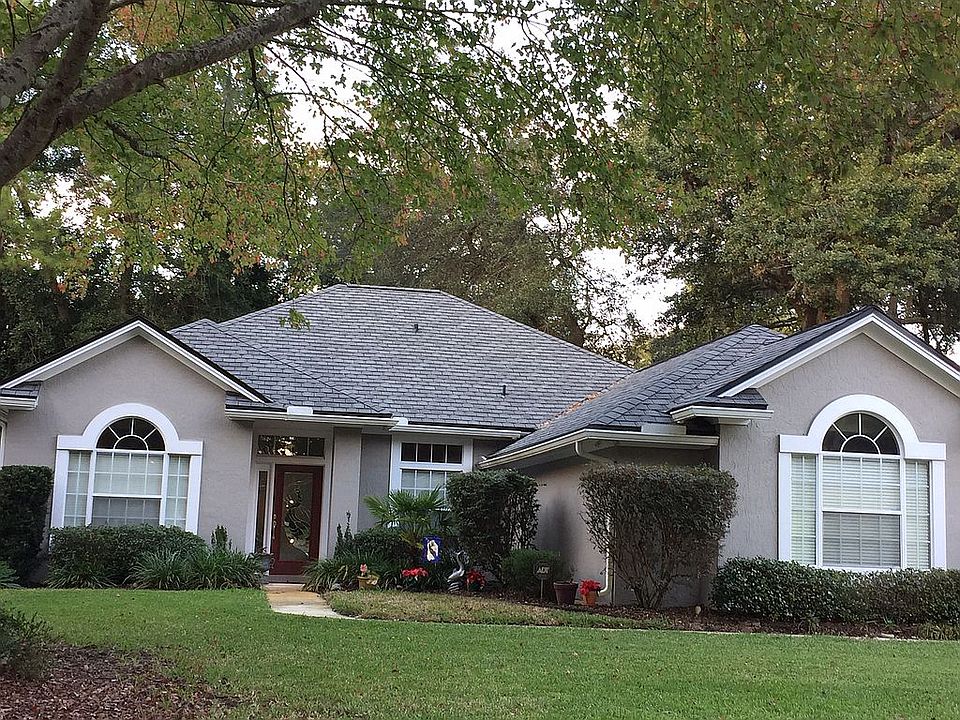 1st image of 13863 Windsor Park Dr N