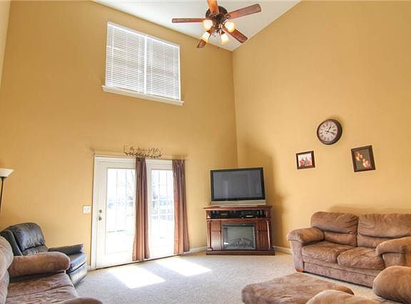 4th image of 1132 Tiger Woods Way