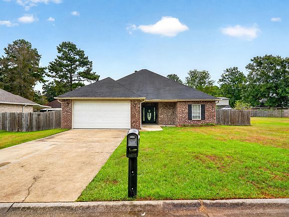 4th image of 13 Magenta Ln