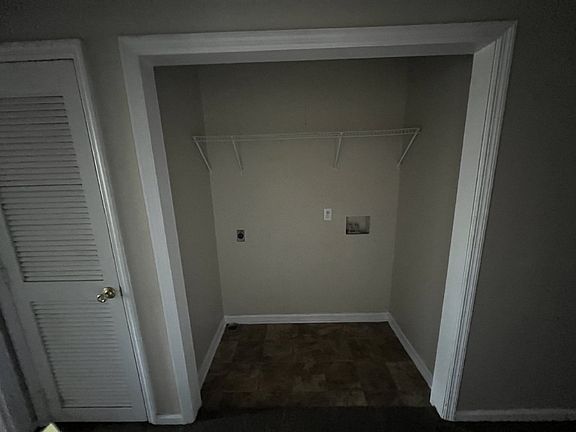 5th image of 910 Brett Dr APT 16