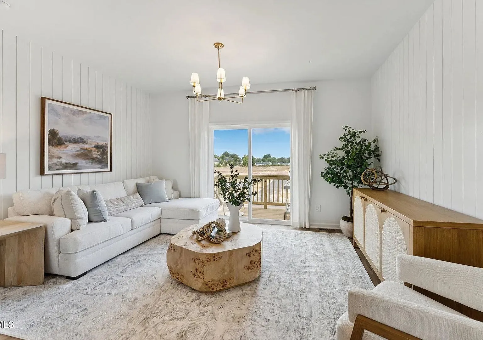 Room in 3 Bedroom Home at Bomore Rd — Photo 3