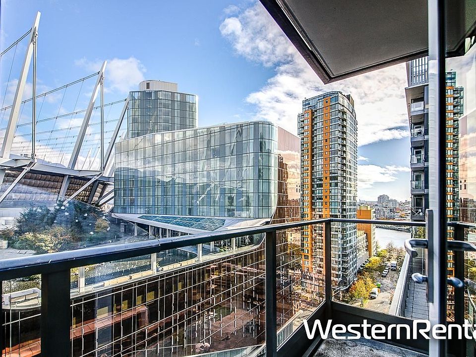 1st image of 68 Smithe St #1523