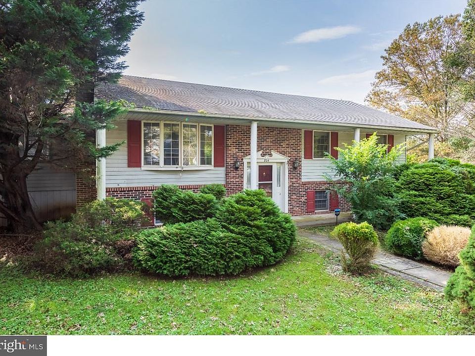 1st image of 804 Wayne Ave
