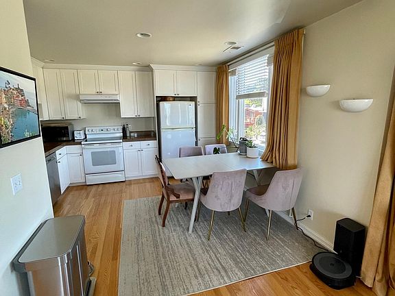 2nd image of 595 Duncan St #3