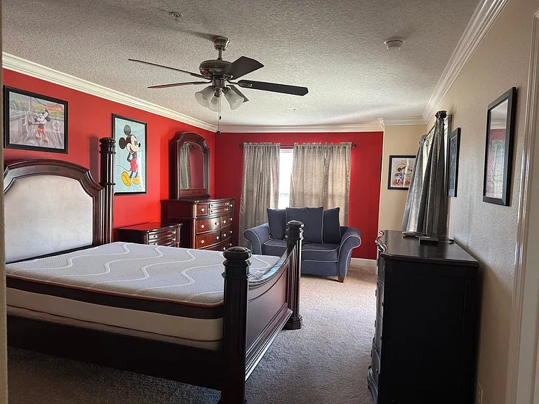 860 Assembly Ct — Photo 7