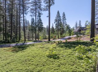 Vireo Way, Avery, CA