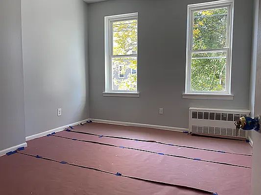 5th image of 528 Vermont St APT 2
