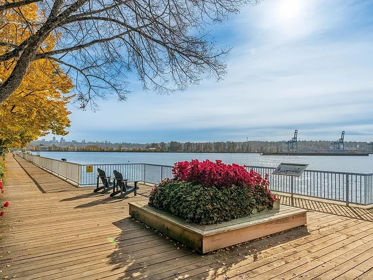 1045 Quayside Dr #605 — Photo 18