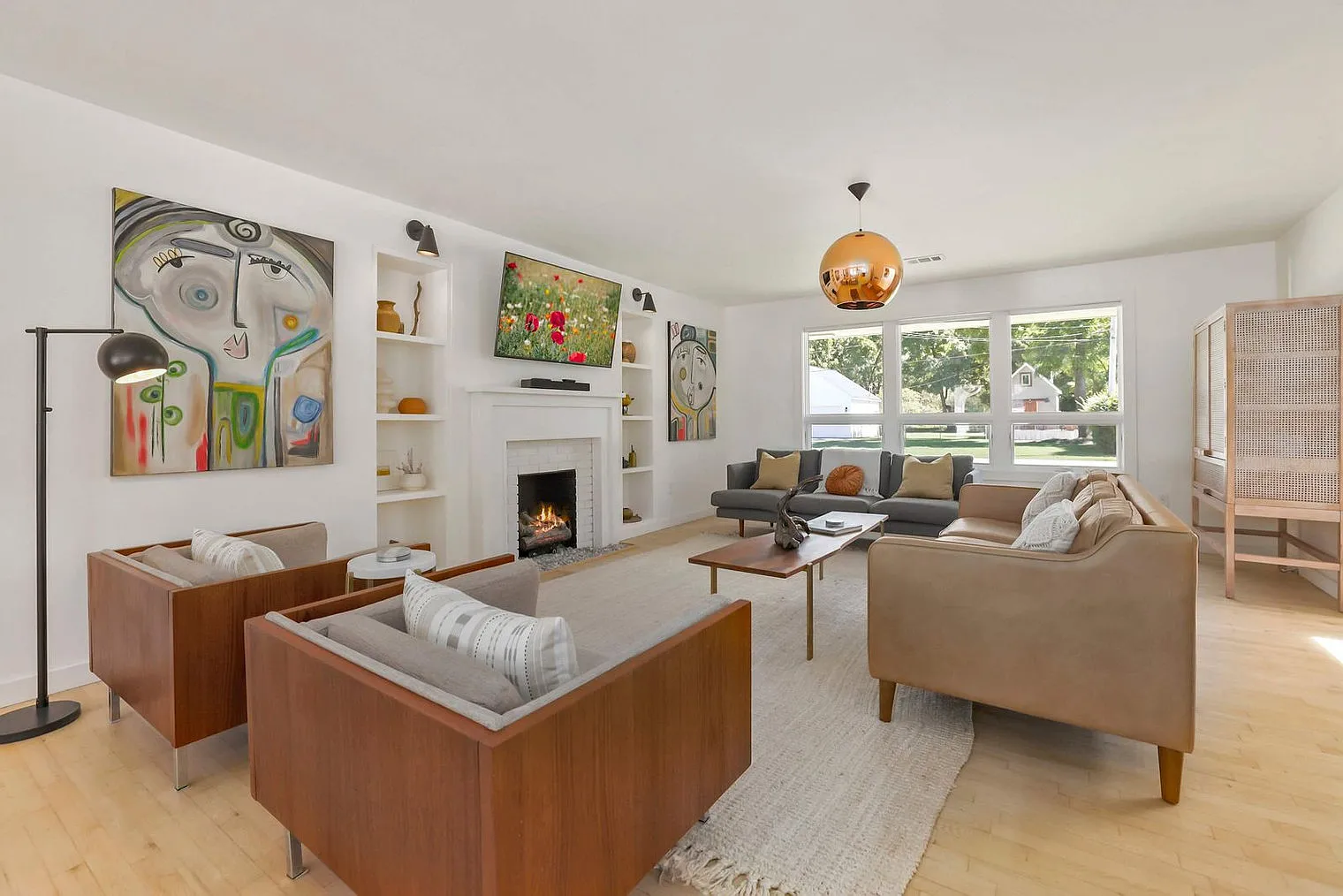 3 bed, 2.0 bath, $8,317 — Photo 3