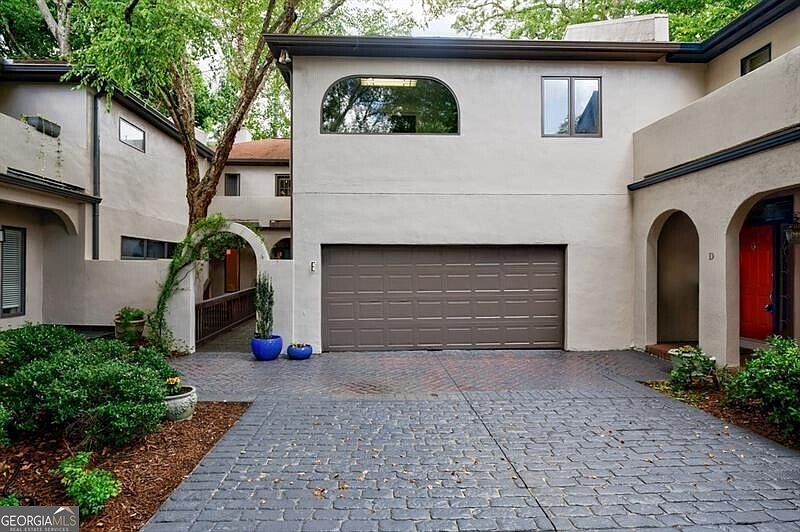 1st image of 3491 Roswell Rd NE APT E