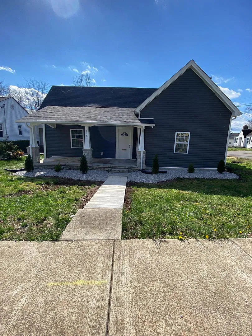 1264 Kenton St — Photo 1