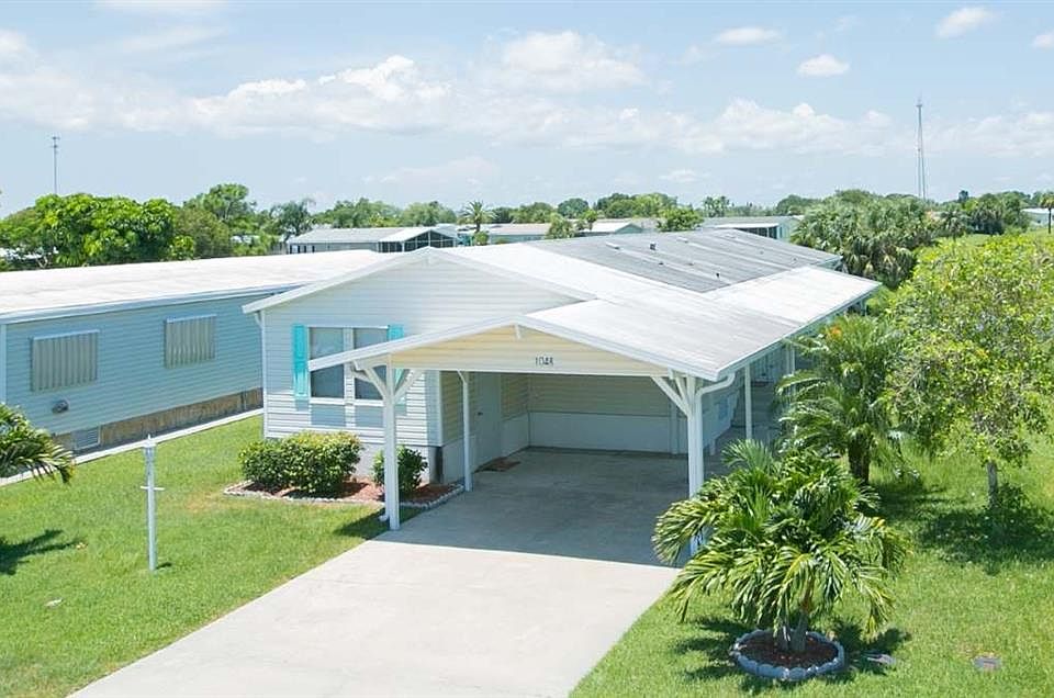 1st image of 1048 Barefoot Cir