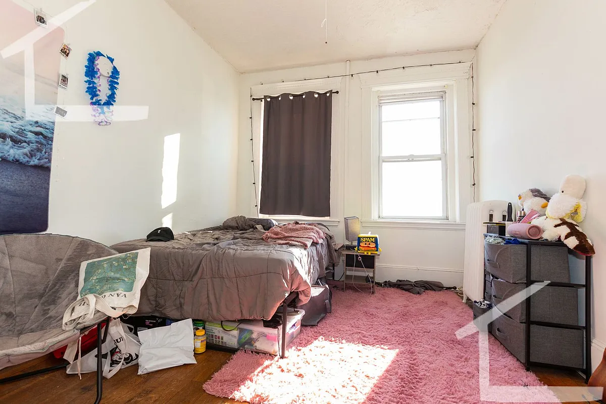 Building Photo - 34 Brighton Ave #26
