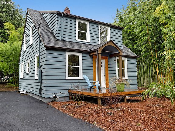 2nd image of 6722 NE Alberta St