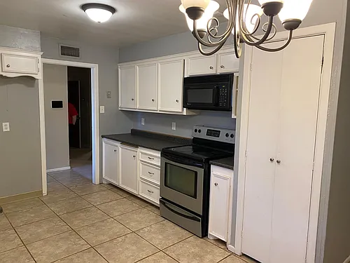 4913 46th St Photo 1