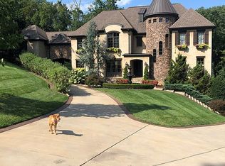 399 Lady Of The Lake Ln, Franklin, TN 37067