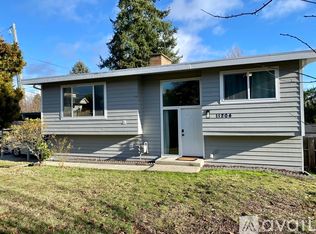 11204 18th Ave SW UNIT A, Seattle, WA 98146