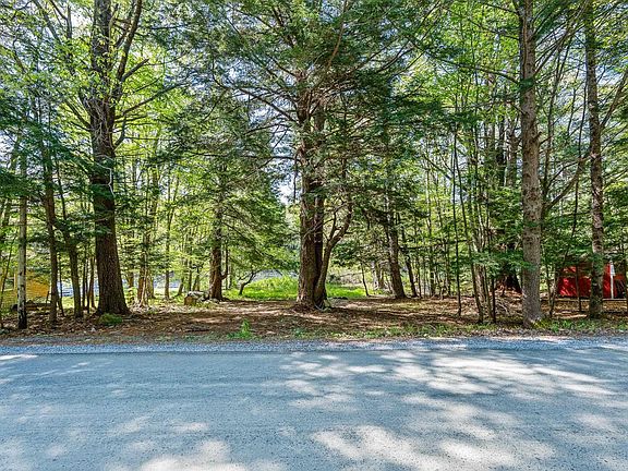 3rd image of 2259 Medway River Rd