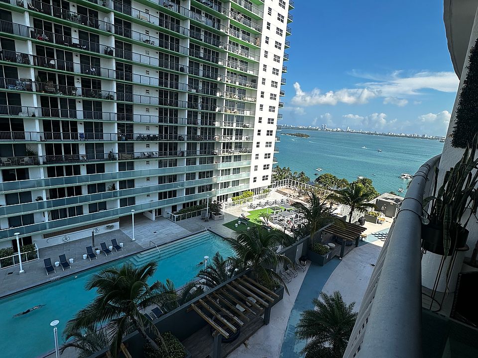 1st image of 1750 N Bayshore Dr