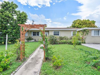 19810 NE 10th Ct, Miami, FL, 33179