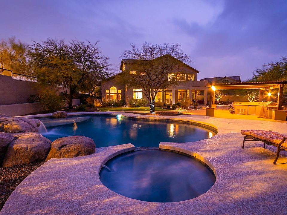 1st image of 3864 N Desert Oasis Cir