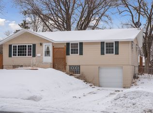 589 53 1/2 Ave NE, Fridley, MN 55421