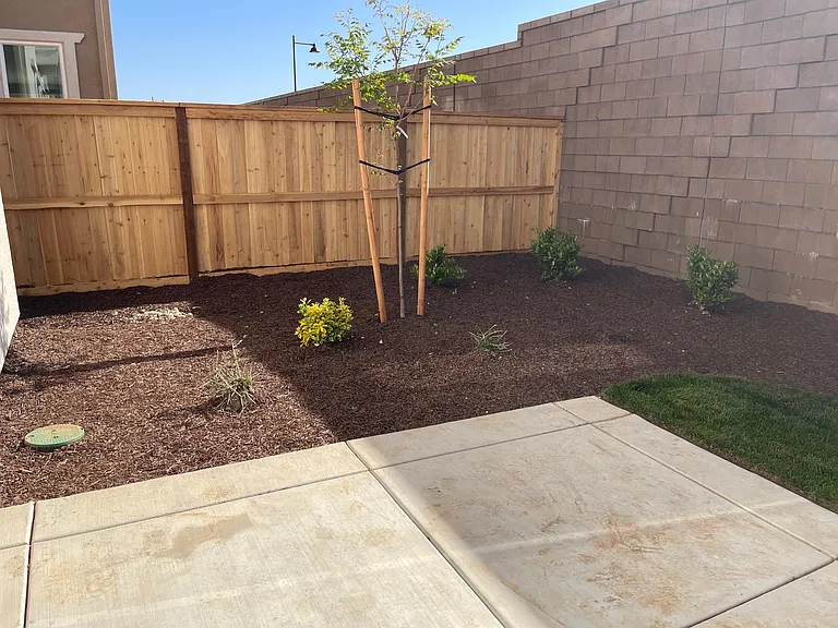 3261 Sherman Way — Photo 37