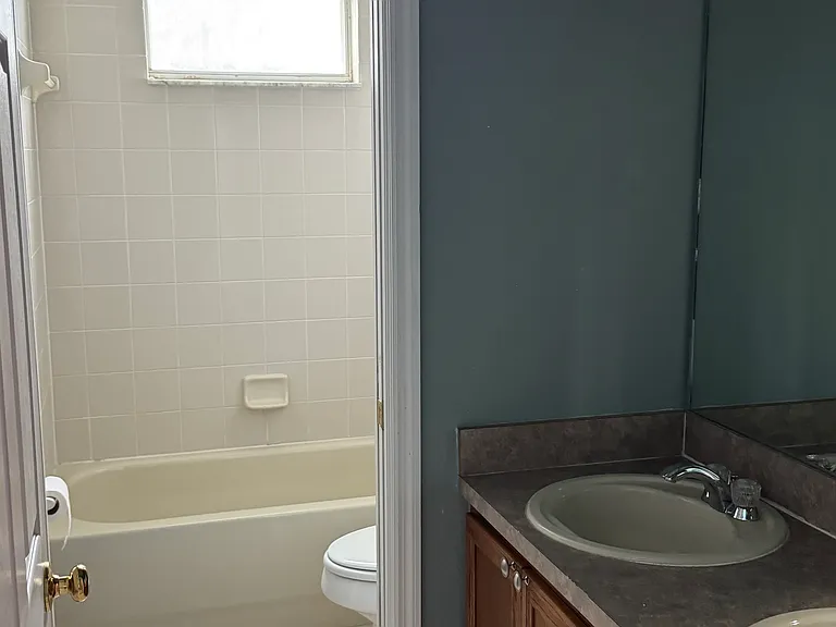 1601 Tail Feather Dr — Photo 5