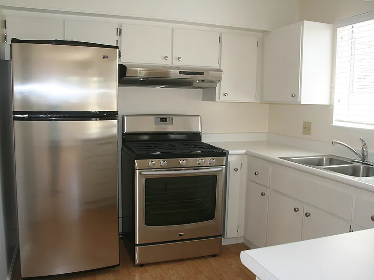 42 Hill St #B — Photo 8