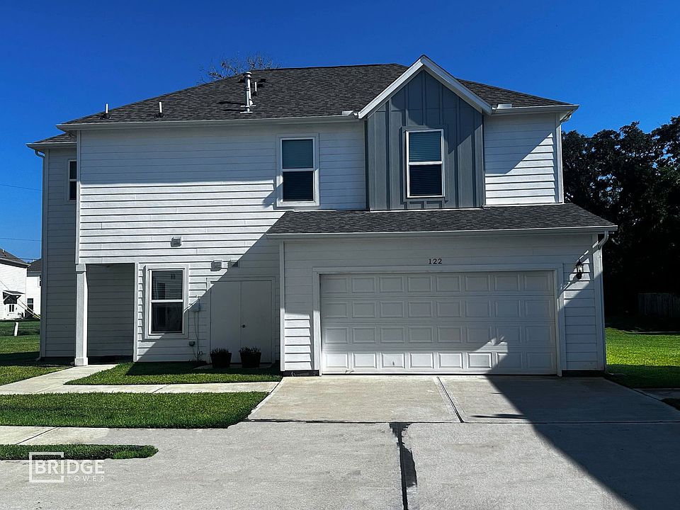 1st image of 122 Pecan Ln