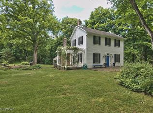 660 Mount Nebo Rd, East Stroudsburg, PA 18301