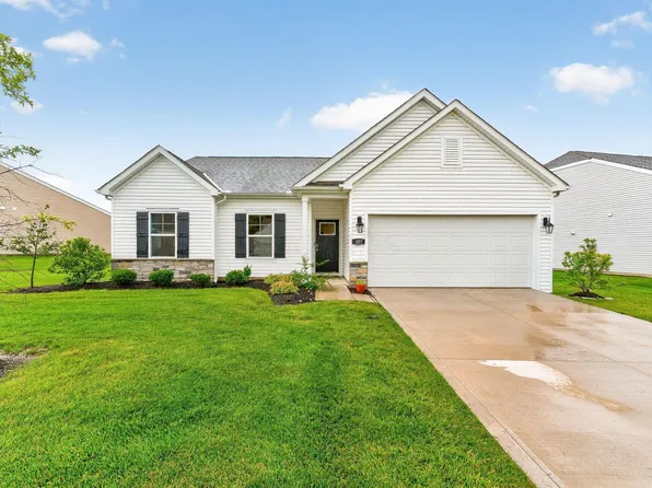 327 Mannaseh Dr W, Granville, OH 43023