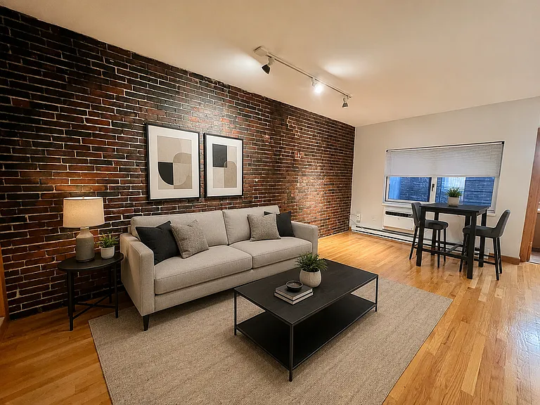 5 Thacher Ct #1 — Photo 1