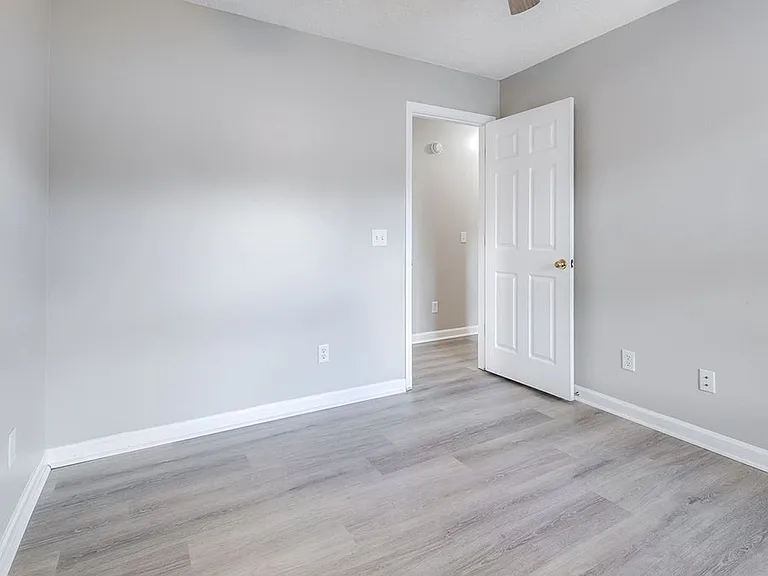 308 Barrister Cir — Photo 21