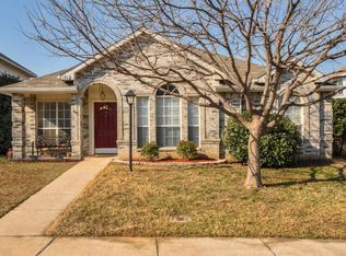 1712 Shady Creek Dr, Lewisville, TX 75067
