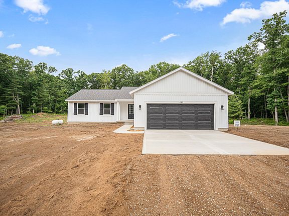 2nd image of 3707 Country Ct