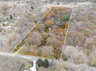 291 66th St, Douglas, MI 49406