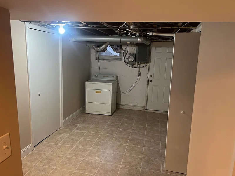 3 bed, 1.5 bath, 1500 sqft, $2,000 — Photo 4